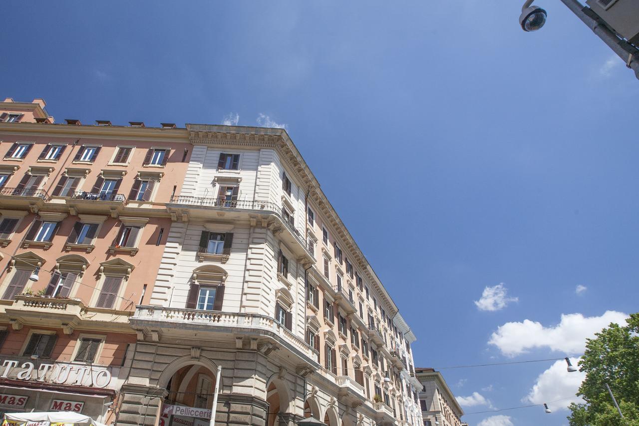 Domus Victoria Guest House, Rome